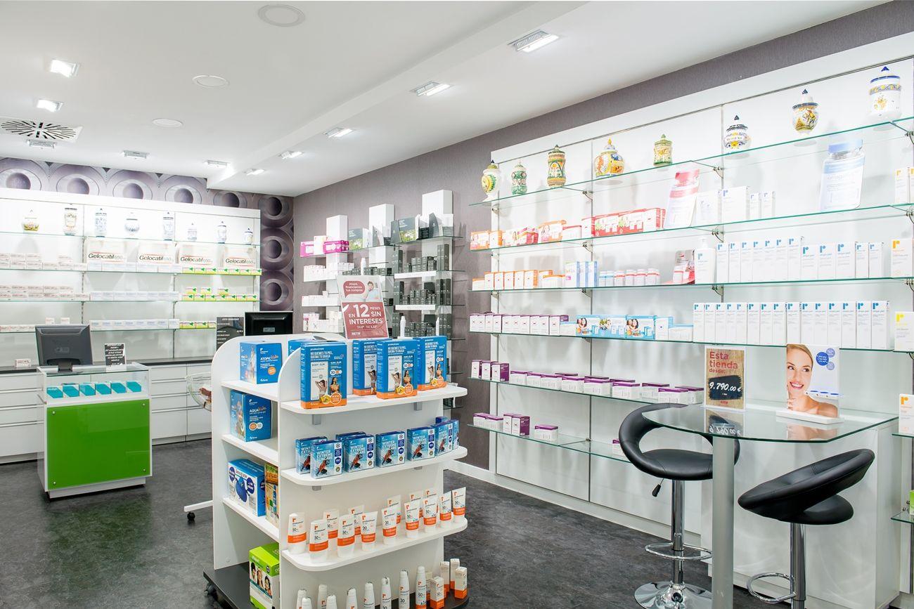 picture 1 showrooms farmacia 